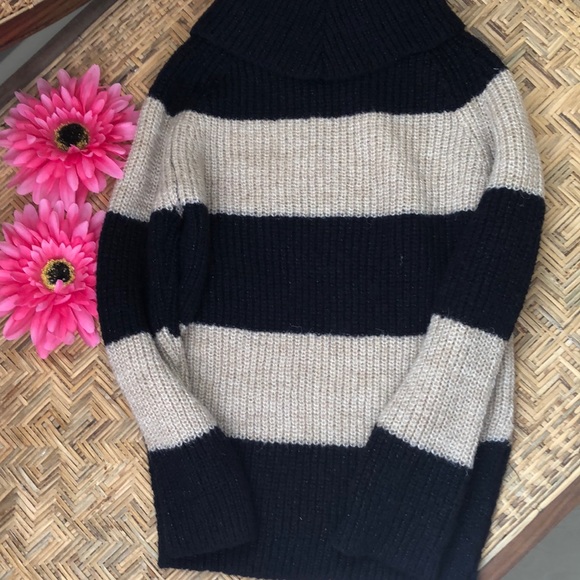 Knit pullover - Picture 6 of 6